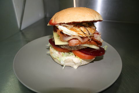 Cruisers Hub Cafe - Pubs and Clubs 1
