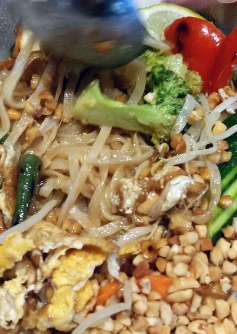 Everyday's Sunday Thai Eatery - Pubs and Clubs 0
