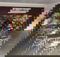 Lee's Bakery - Go Out