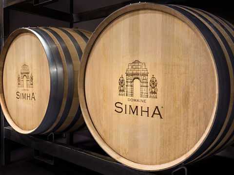 Domaine Simha - Pubs and Clubs 2