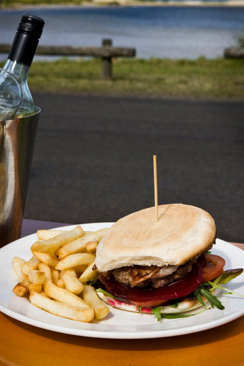 Hedy's Riverside Bistro - Go Out 2