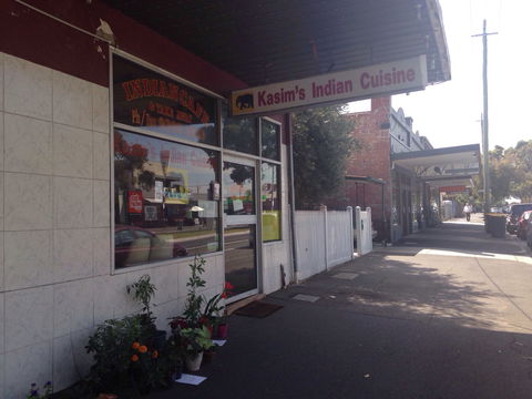 Kasim's Indian Cafe - Pubs and Clubs 0
