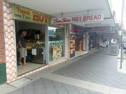 Long Sunshine Hot Bread - Go Out 0