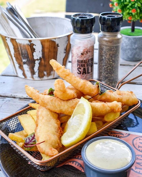 Paddles By Maze - Pubs and Clubs 0