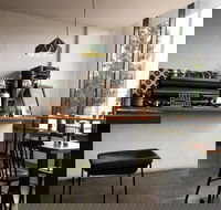 Rainbow Gallery  Cafe/Bar - Pubs and Clubs