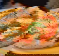 Amici Ristorante Pizzeria - Pubs and Clubs