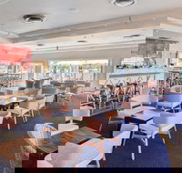 Australian 18 Footers - League Club - Pubs and Clubs