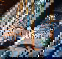 Bistro Niagara - Pubs and Clubs