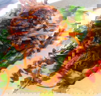 Century City Tavern - Pubs and Clubs