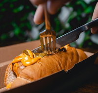 Haus Der Sausage - Pubs and Clubs