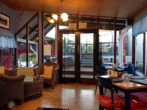 Top Deck Cafe - Pubs and Clubs 0