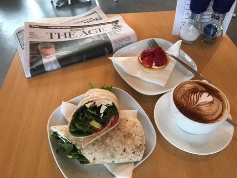 Julian's Kitchen - Go Out 0