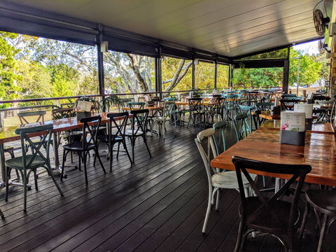 Queens Park Cafe - Pubs and Clubs 1