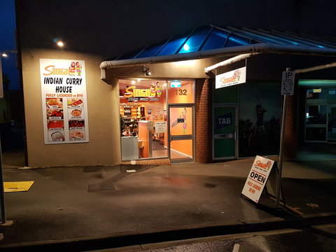 SINGH Indian Curry House - Go Out 0