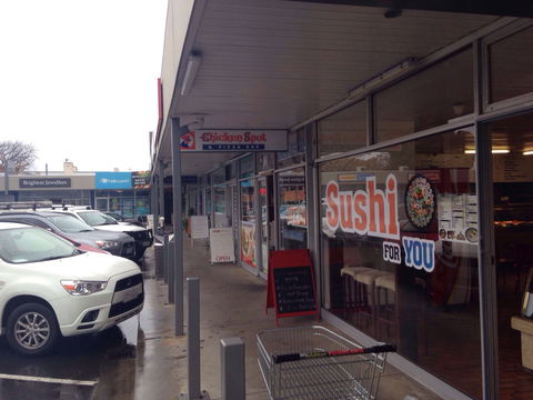 Chicken Spot And Pizza Bar - Pubs and Clubs 0
