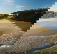 Lighthouse Beach Cafe - Pubs and Clubs