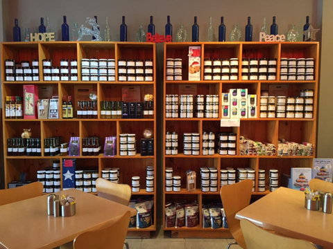 Perenti Cafe - Go Out 0