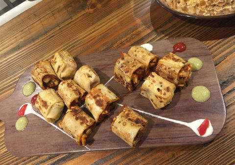 Casa Nostra Restaurant - Pubs and Clubs 10