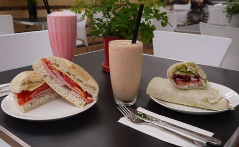 Mabels Bittersweet Coffee - Pubs and Clubs 7