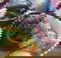 Aldgate Pump Hotel - Pubs and Clubs