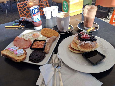 Chippy's Fish Cafe - Jindalee - Go Out 0