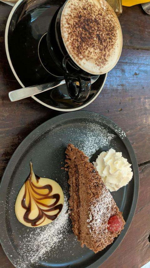 Iconic Cafe - Go Out 0