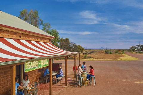 Prairie Hotel - Pubs and Clubs 1