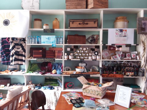 Peesey Pantry Emporium And Tea Room - Go Out 0