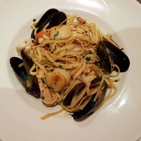 RST Seafood Restaurant - Go Out 0