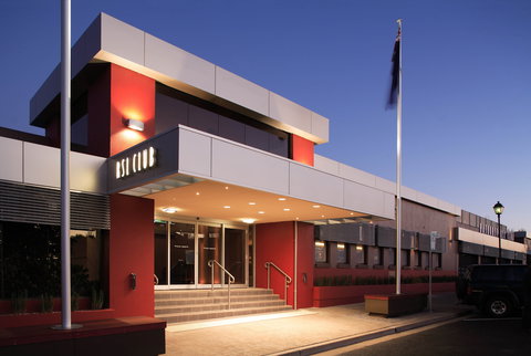 The Bistro At The  Bathurst RSL Club - Go Out 0