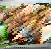 Chef's Country Kitchen Lunchbar - Go Out