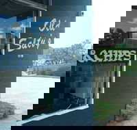 Old Salty's Seafood - Pubs and Clubs