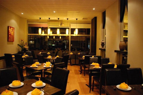 Bendigo Original Pie Shop - Go Out 0