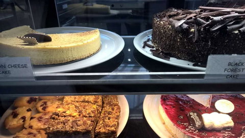 DC's Cafe And Juice Bar - Pubs and Clubs 0