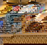 Golden Pancake Roll - Pubs and Clubs