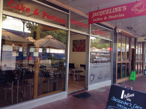 Jacqueline Coffee & Pastry - Go Out 0