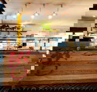 Ma Longs Kitchen - Pubs and Clubs