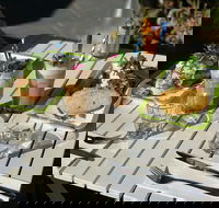 Red Door espresso - Pubs and Clubs