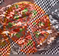 Crust - Coomera - Pubs and Clubs
