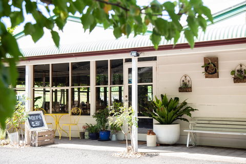 The Apple Farm - Pubs and Clubs 2