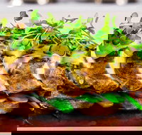 Allure On Currumbin - Pubs and Clubs