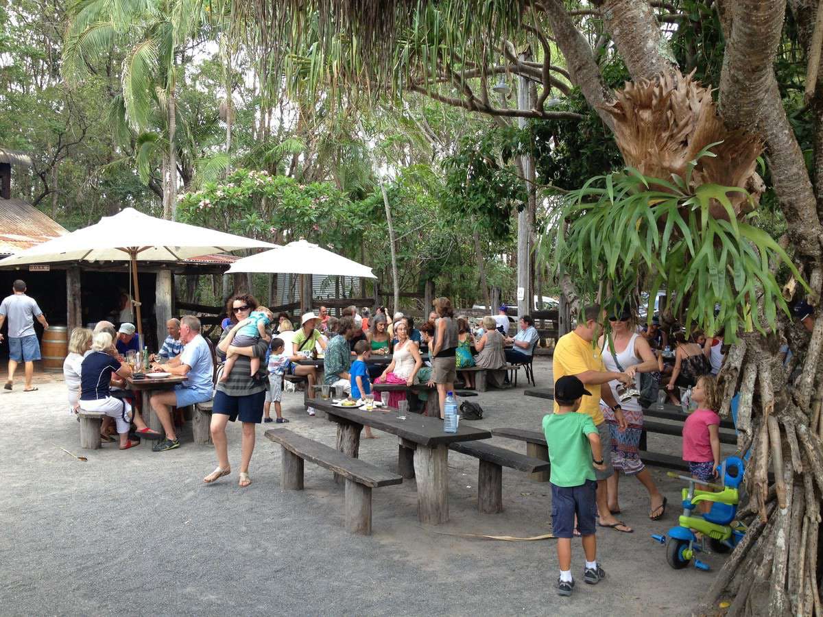 Boreen Point QLD Pubs and Clubs