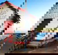 Little Sirens Kiosk - Pubs and Clubs