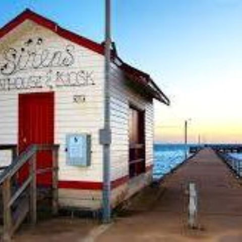 Little Sirens Kiosk - Go Out 0