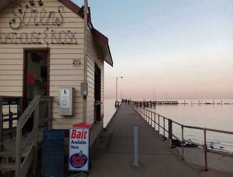 Little Sirens Kiosk - Go Out 2
