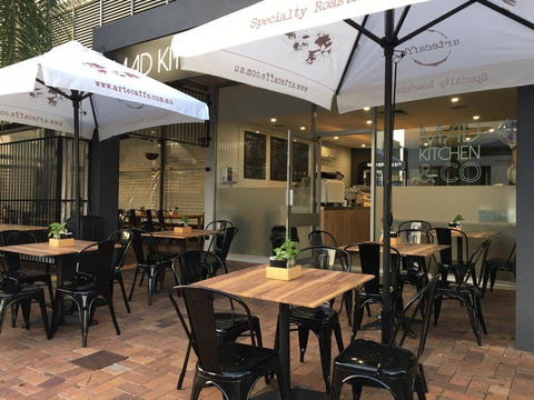 Mad Kitchen & Co. - Pubs and Clubs 0