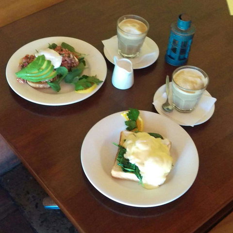 Pandanus Cafe - Go Out 0