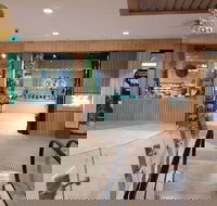 365 Foodstore - Greensborough - Pubs and Clubs