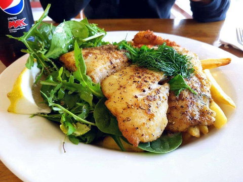 Kiah Seafood Restaurant - Pubs and Clubs 0