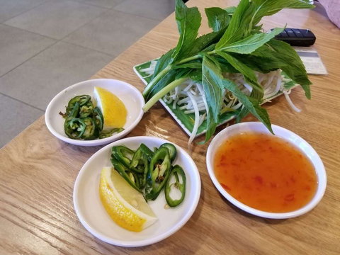 Pho Huynh - Pubs and Clubs 0